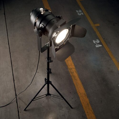 movie Ideal Lux - lampada da terra